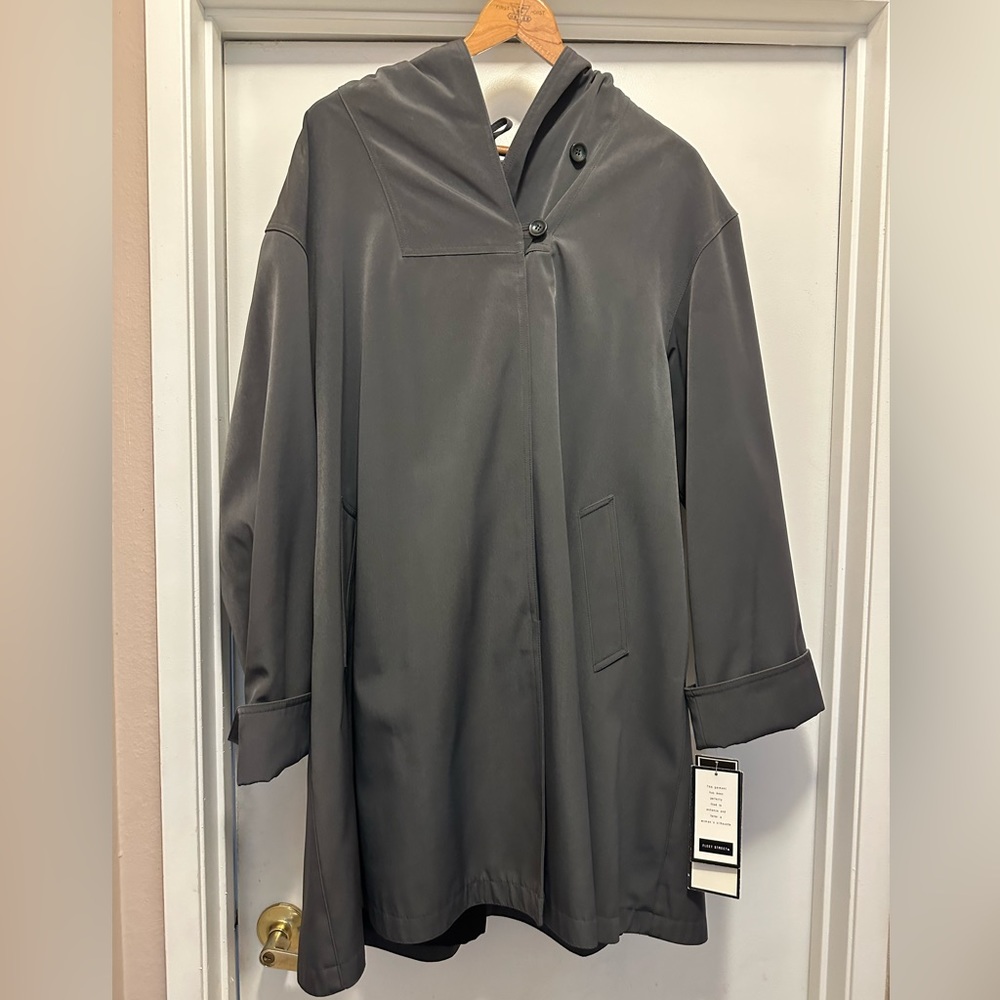 Fleet Street Women’s Green Trench Coat Button Up ( NWT ) 😍